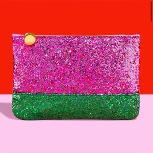 💄3/$12💄 NWOT: IPSY You’re The Main Attraction Makeup Bag